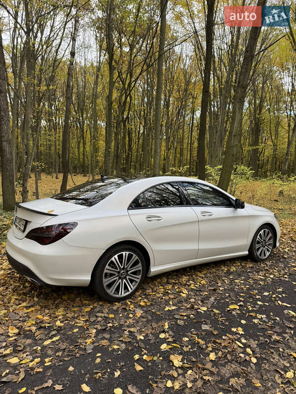 Седан Mercedes-Benz CLA-Class 2018 в Луцке фото 10 Седан Mercedes-Benz CLA-Class 2018 в Луцке