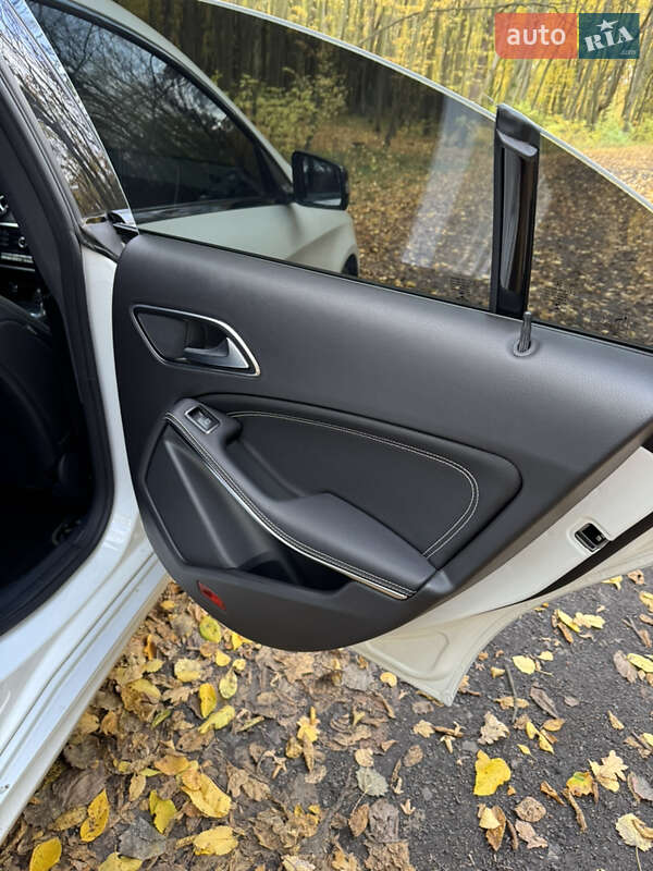 Седан Mercedes-Benz CLA-Class 2018 в Луцке фото 15 Седан Mercedes-Benz CLA-Class 2018 в Луцке