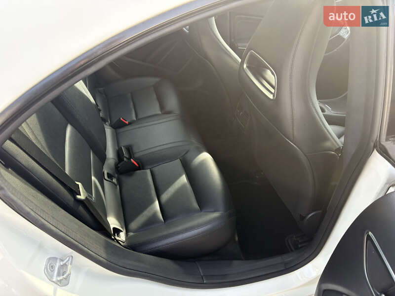 Седан Mercedes-Benz CLA-Class 2014 в Києві фото 13 Седан Mercedes-Benz CLA-Class 2014 в Києві