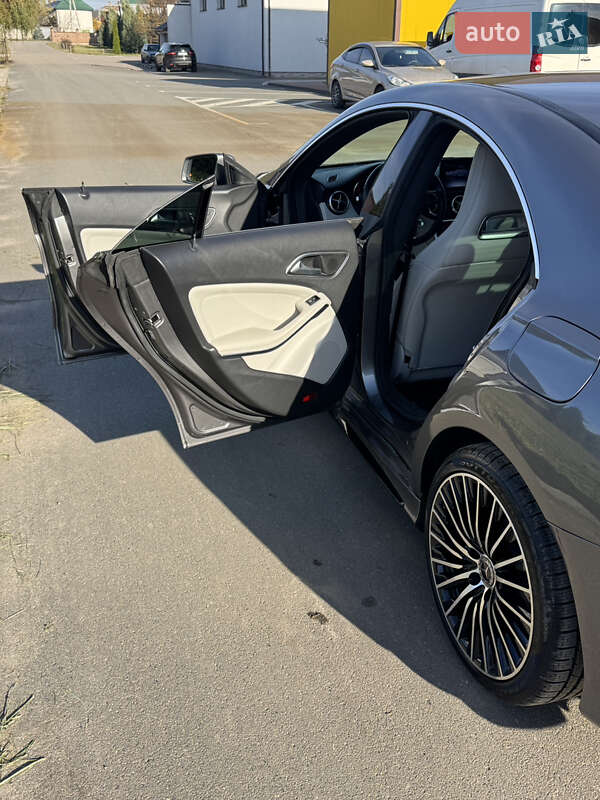 Седан Mercedes-Benz CLA-Class 2019 в Києві фото 29 Седан Mercedes-Benz CLA-Class 2019 в Києві