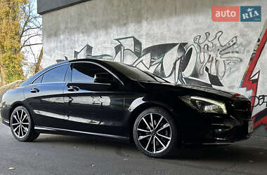 Седан Mercedes-Benz CLA-Class 2016 в Киеве
