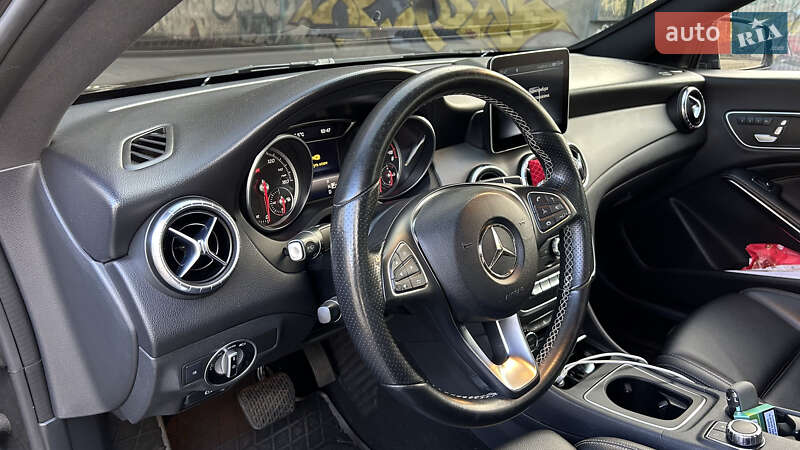 Седан Mercedes-Benz CLA-Class 2016 в Киеве фото 20 Седан Mercedes-Benz CLA-Class 2016 в Киеве