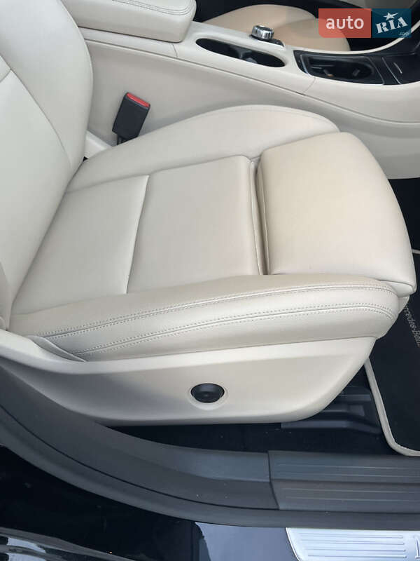 Седан Mercedes-Benz CLA-Class 2017 в Ужгороде