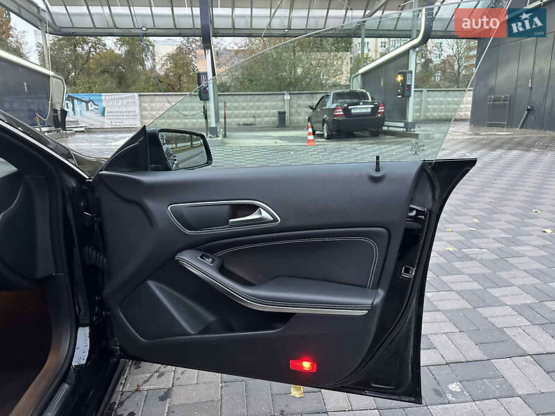 Седан Mercedes-Benz CLA-Class 2015 в Хмельницькому