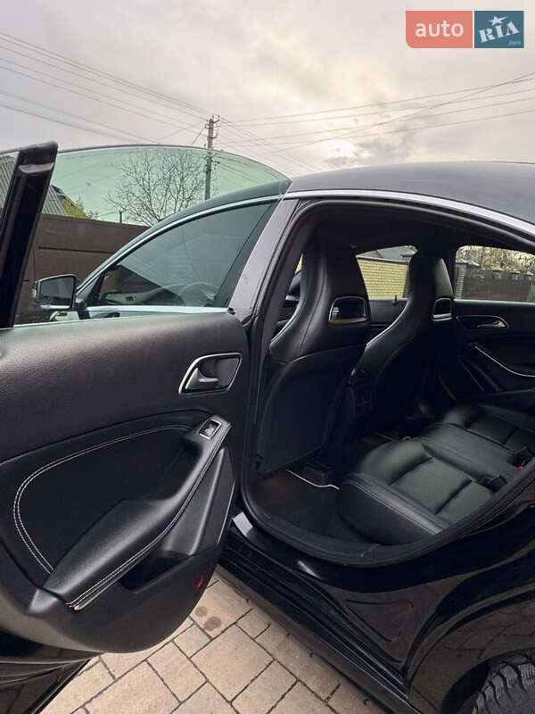 Седан Mercedes-Benz CLA-Class 2016 в Луцьку фото 11 Седан Mercedes-Benz CLA-Class 2016 в Луцьку