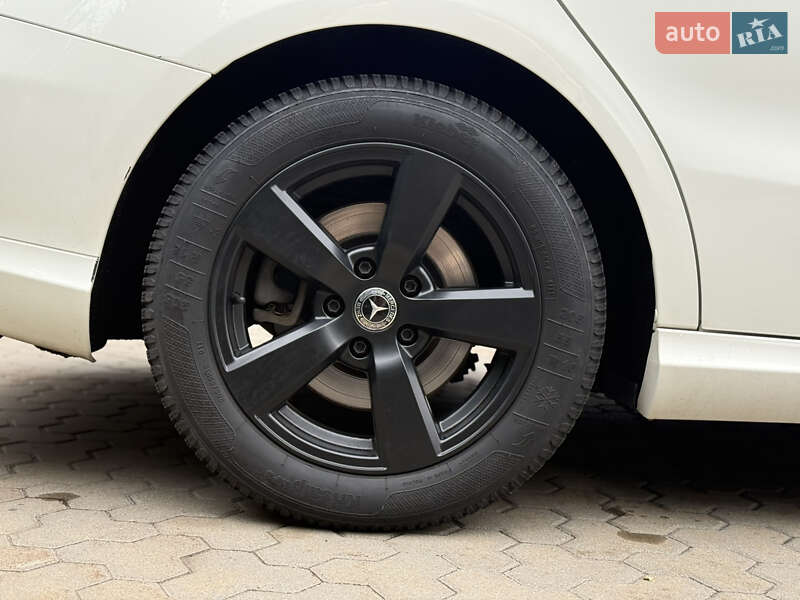 Универсал Mercedes-Benz CLA-Class 2017 в Киеве фото 15 Универсал Mercedes-Benz CLA-Class 2017 в Киеве