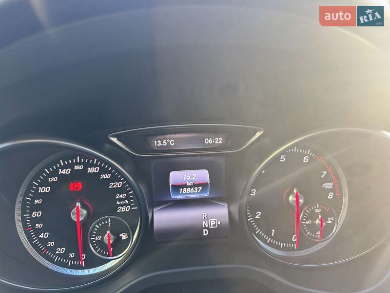 Седан Mercedes-Benz CLA-Class 2018 в Києві