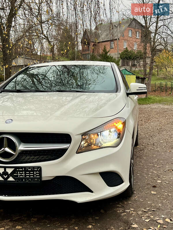 Седан Mercedes-Benz CLA-Class 2015 в Валках
