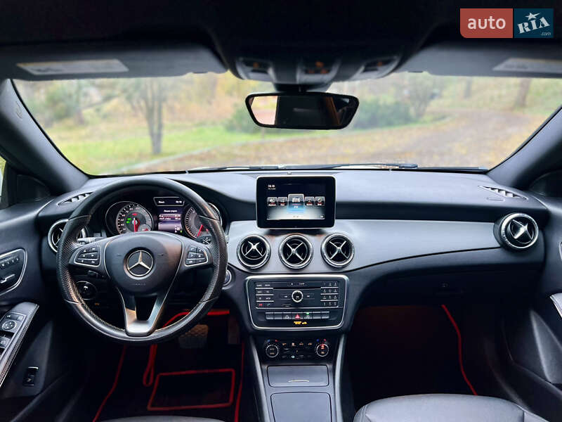Седан Mercedes-Benz CLA-Class 2015 в Валках