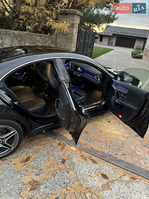 Седан Mercedes-Benz CLA-Class 2020 в Львові