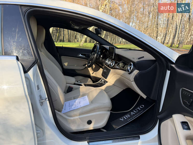 Седан Mercedes-Benz CLA-Class 2015 в Тернополі