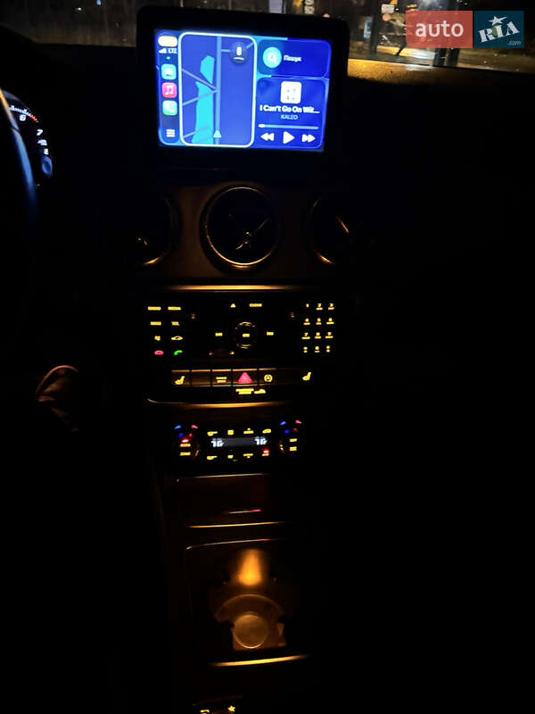 Седан Mercedes-Benz CLA-Class 2018 в Киеве