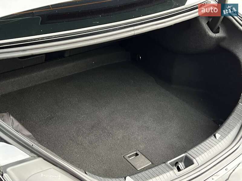 Седан Mercedes-Benz CLA-Class 2018 в Києві