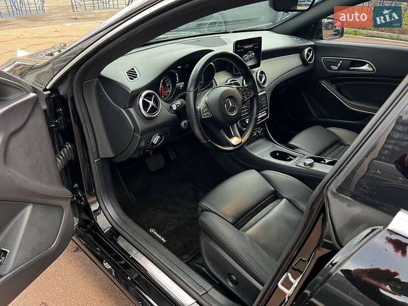 Седан Mercedes-Benz CLA-Class 2018 в Києві