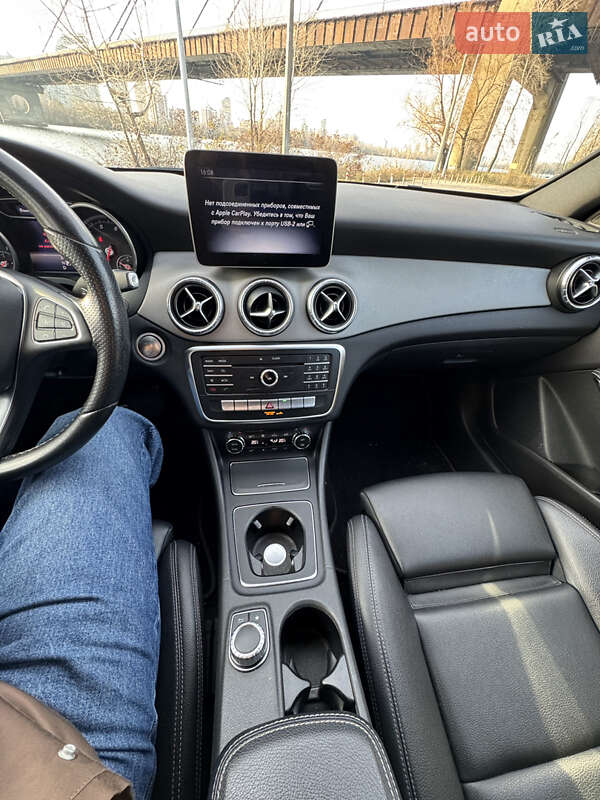Седан Mercedes-Benz CLA-Class 2018 в Киеве фото 25 Седан Mercedes-Benz CLA-Class 2018 в Киеве