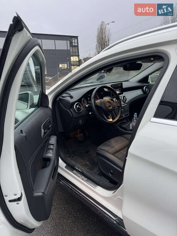 Универсал Mercedes-Benz CLA-Class 2016 в Киеве