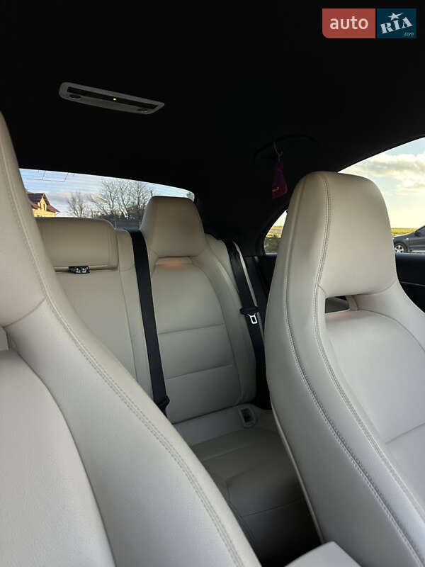 Седан Mercedes-Benz CLA-Class 2013 в Львове