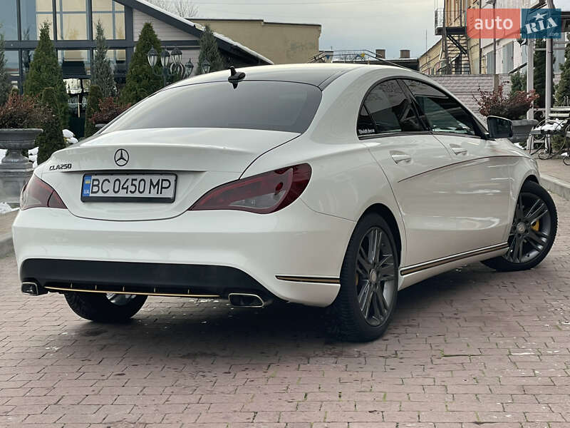 Седан Mercedes-Benz CLA-Class 2015 в Стрию
