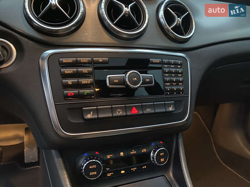 Седан Mercedes-Benz CLA-Class 2013 в Черновцах