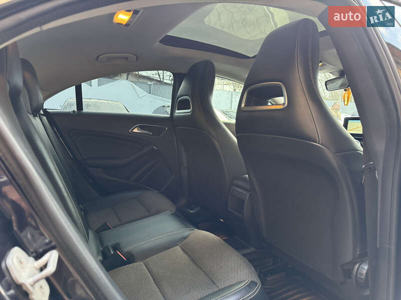 Седан Mercedes-Benz CLA-Class 2014 в Ужгороде