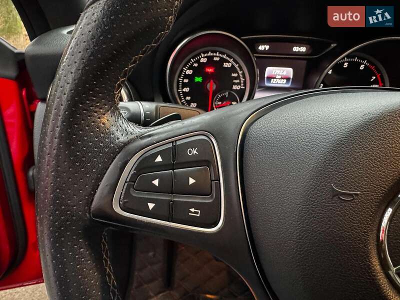 Седан Mercedes-Benz CLA-Class 2018 в Киеве