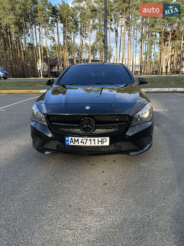 Седан Mercedes-Benz CLA-Class 2015 в Киеве