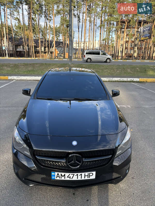 Седан Mercedes-Benz CLA-Class 2015 в Киеве