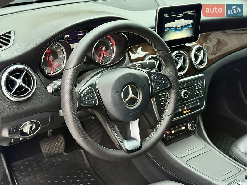 Седан Mercedes-Benz CLA-Class 2015 в Ровно фото 38 Седан Mercedes-Benz CLA-Class 2015 в Ровно