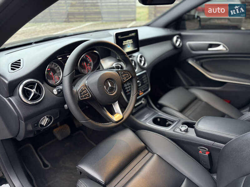 Седан Mercedes-Benz CLA-Class 2016 в Ровно