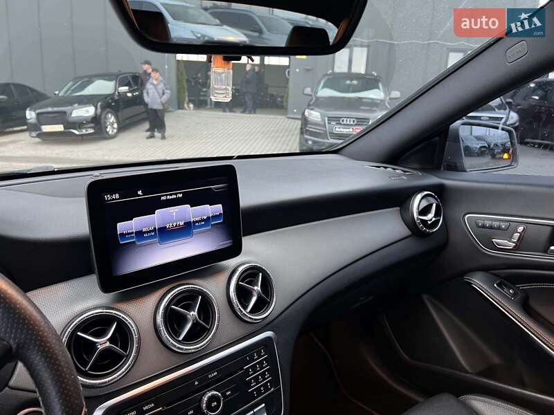 Седан Mercedes-Benz CLA-Class 2018 в Львове
