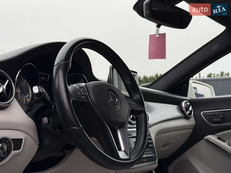Седан Mercedes-Benz CLA-Class 2014 в Киеве
