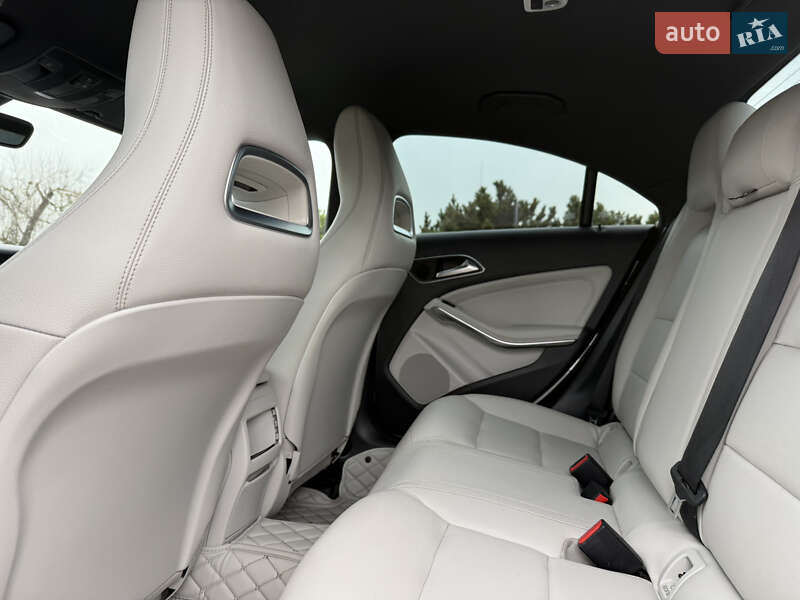Седан Mercedes-Benz CLA-Class 2014 в Киеве