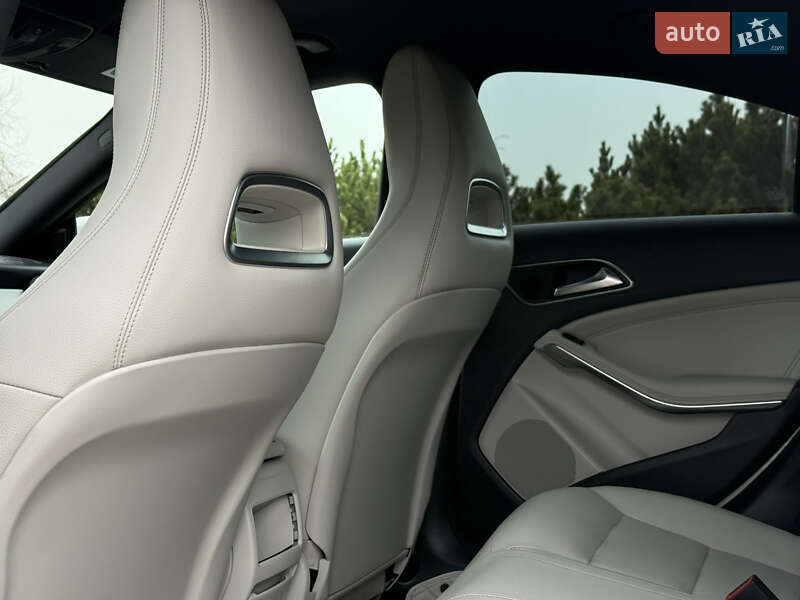 Седан Mercedes-Benz CLA-Class 2014 в Киеве