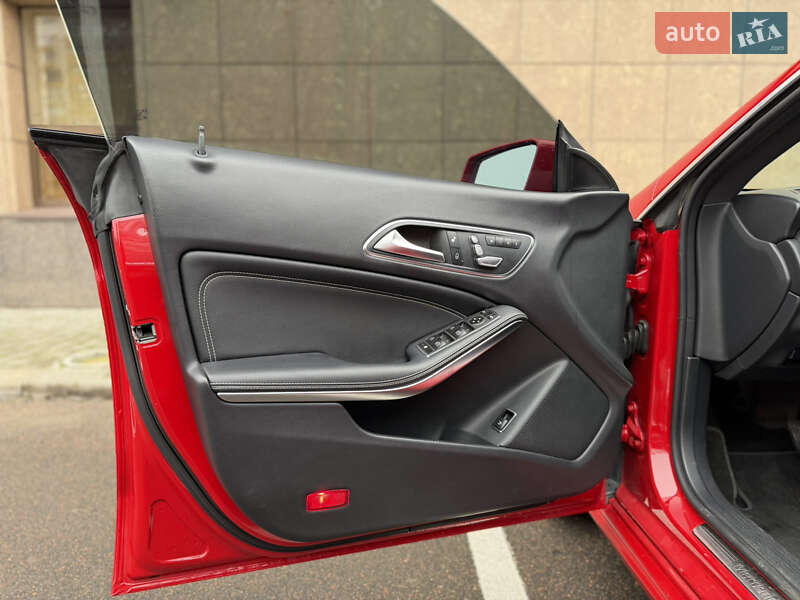 Седан Mercedes-Benz CLA-Class 2016 в Одессе