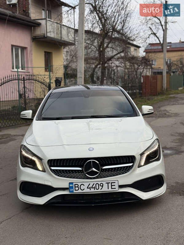 Седан Mercedes-Benz CLA-Class 2015 в Львові