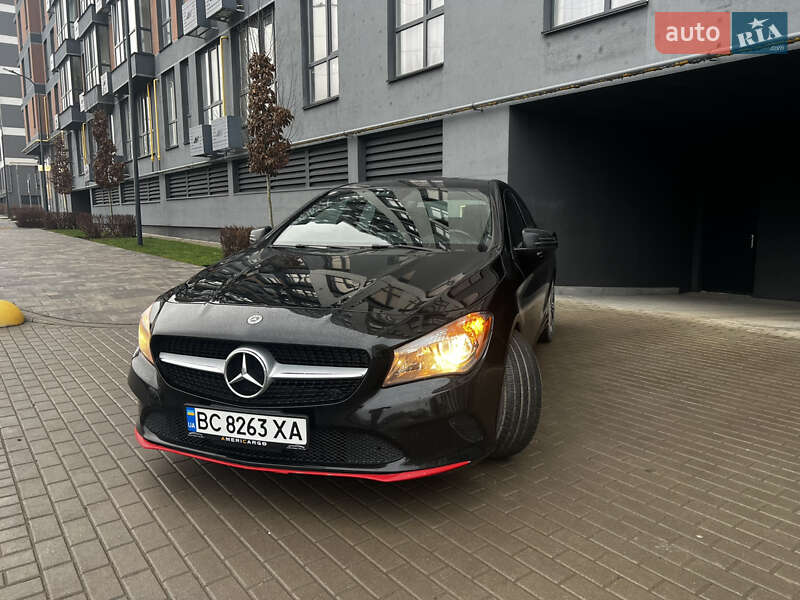 Седан Mercedes-Benz CLA-Class 2018 в Львові