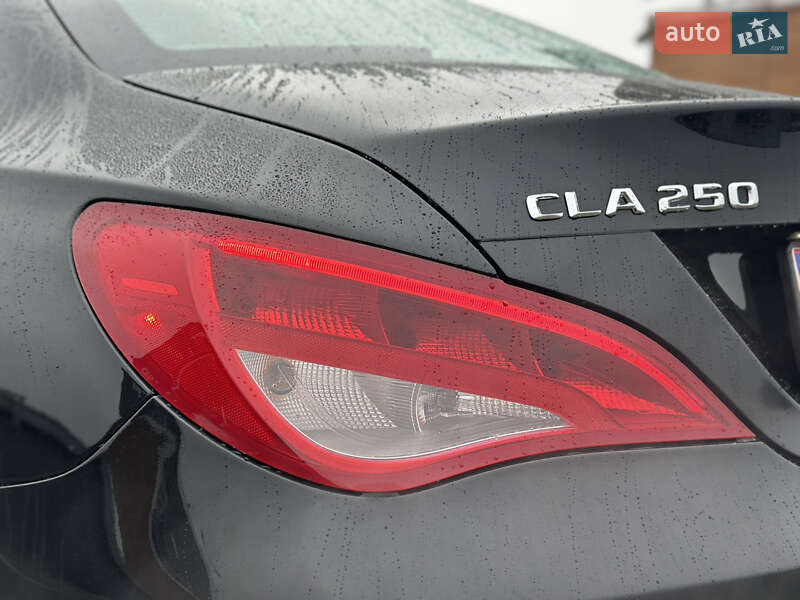 Седан Mercedes-Benz CLA-Class 2016 в Киеве