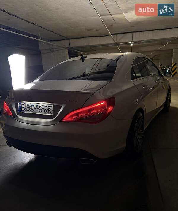 Седан Mercedes-Benz CLA-Class 2015 в Ірпені