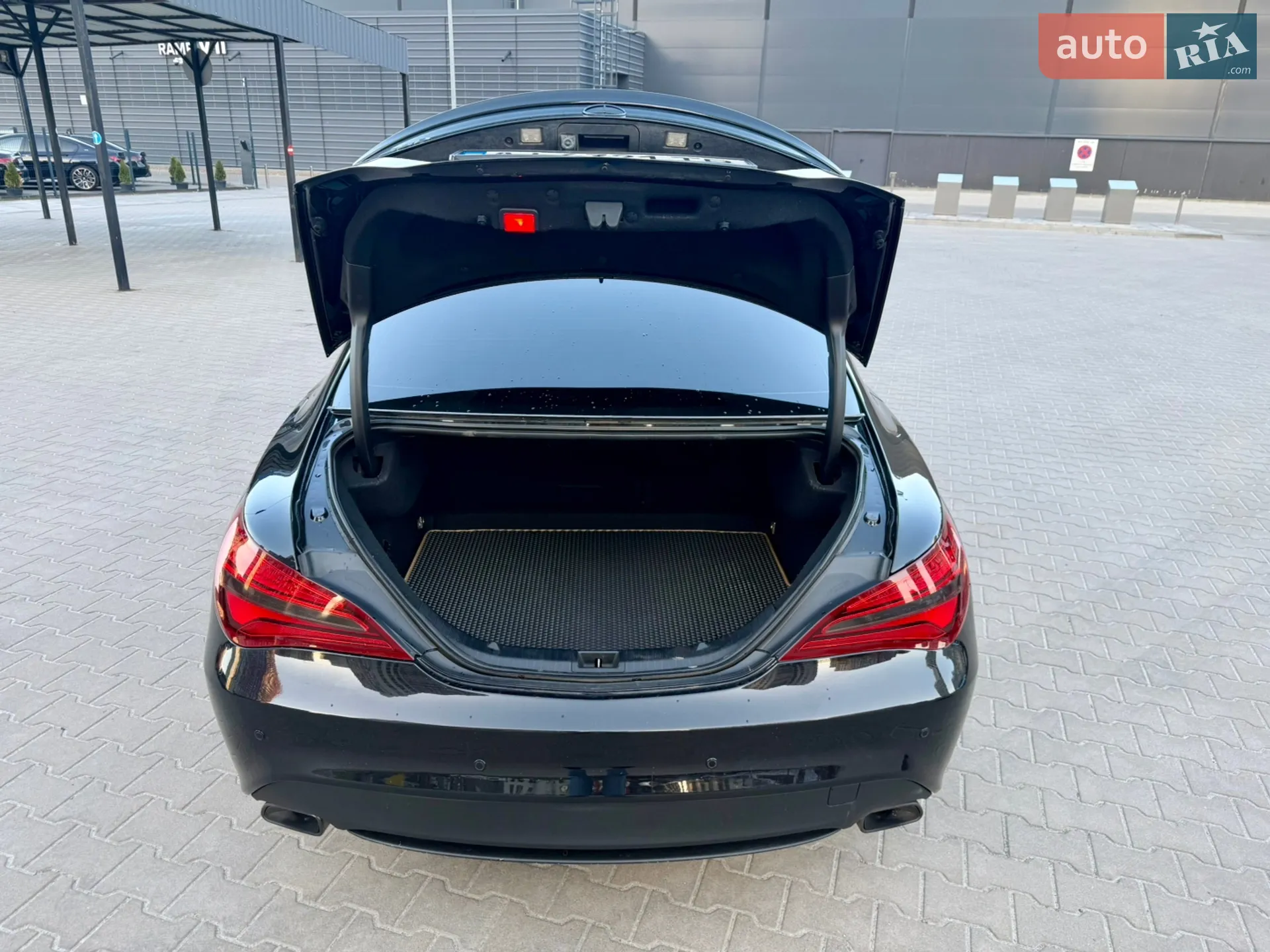 2013 Mercedes-Benz CLA-klasse - мініатюра 13