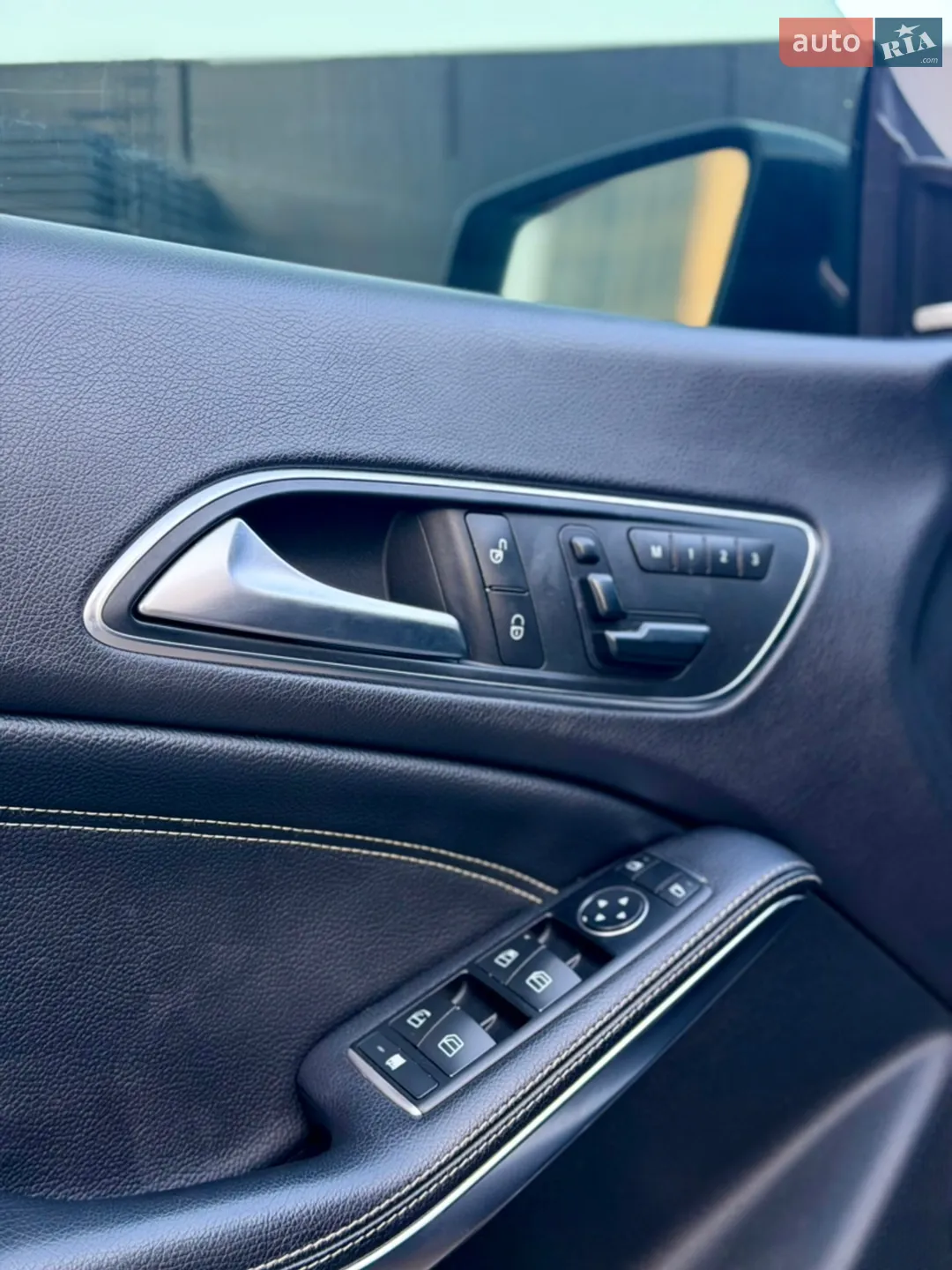 2013 Mercedes-Benz CLA-klasse - мініатюра 31