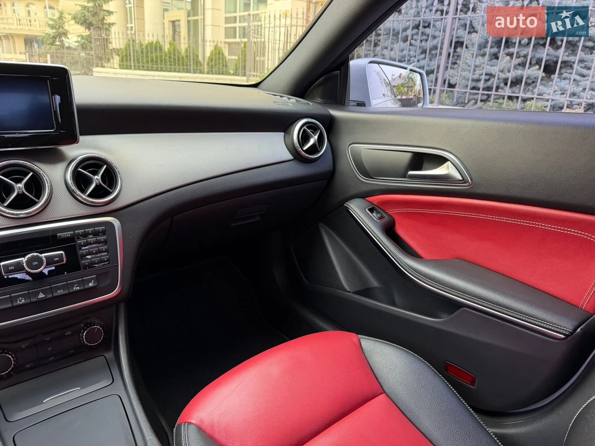 2013 Mercedes-Benz CLA-klasse - мініатюра 22