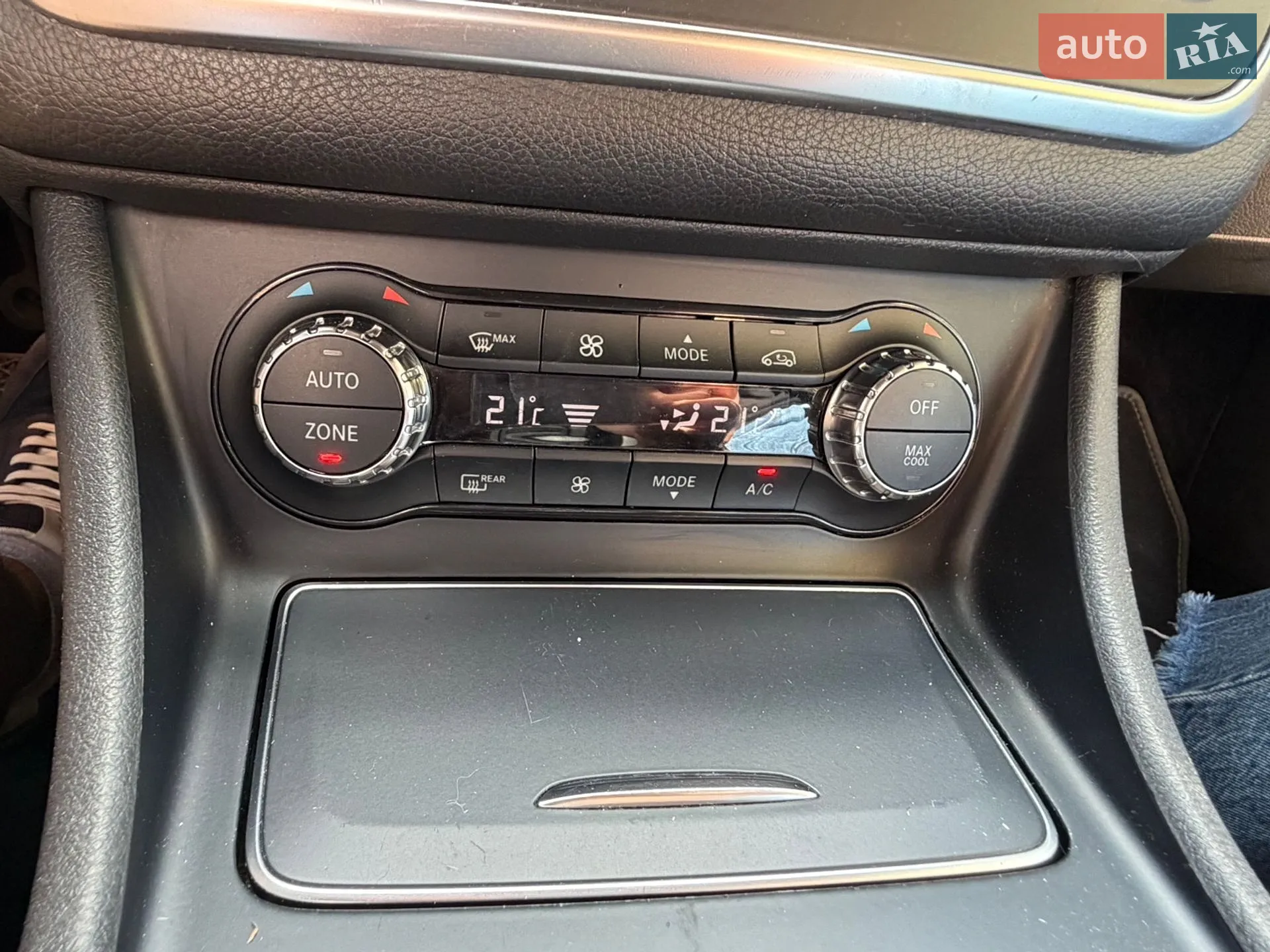 2017 Mercedes-Benz CLA-klasse - мініатюра 22