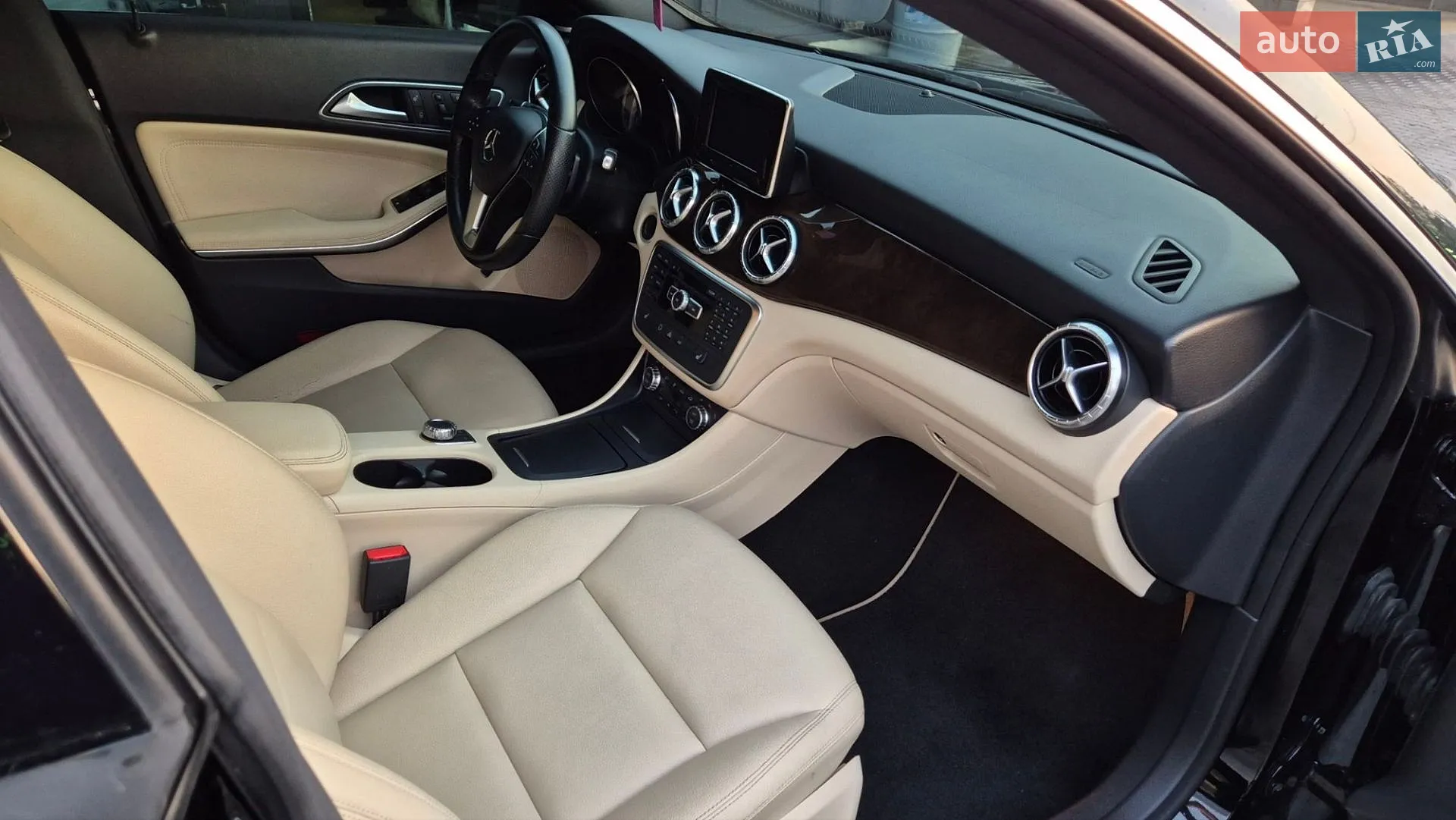 2013 Mercedes-Benz CLA-klasse - мініатюра 30
