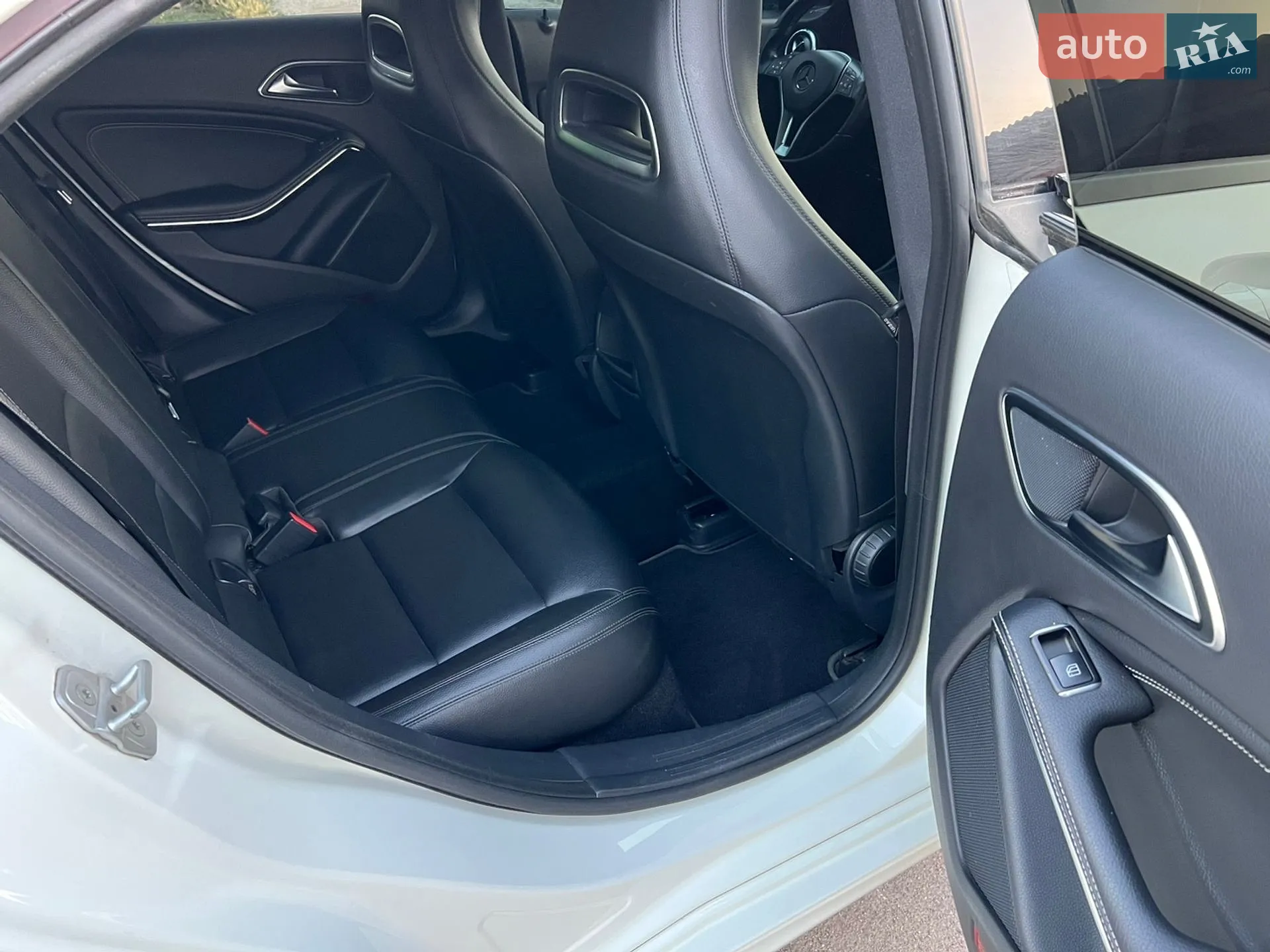 2013 Mercedes-Benz CLA-klasse - мініатюра 14