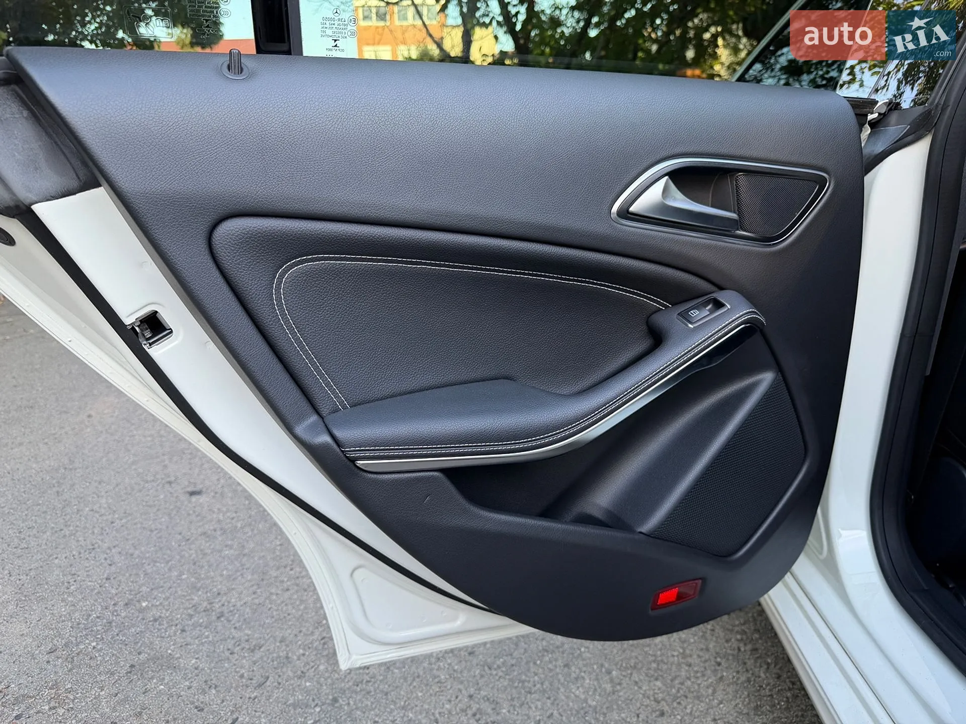 2015 Mercedes-Benz CLA-klasse - мініатюра 18