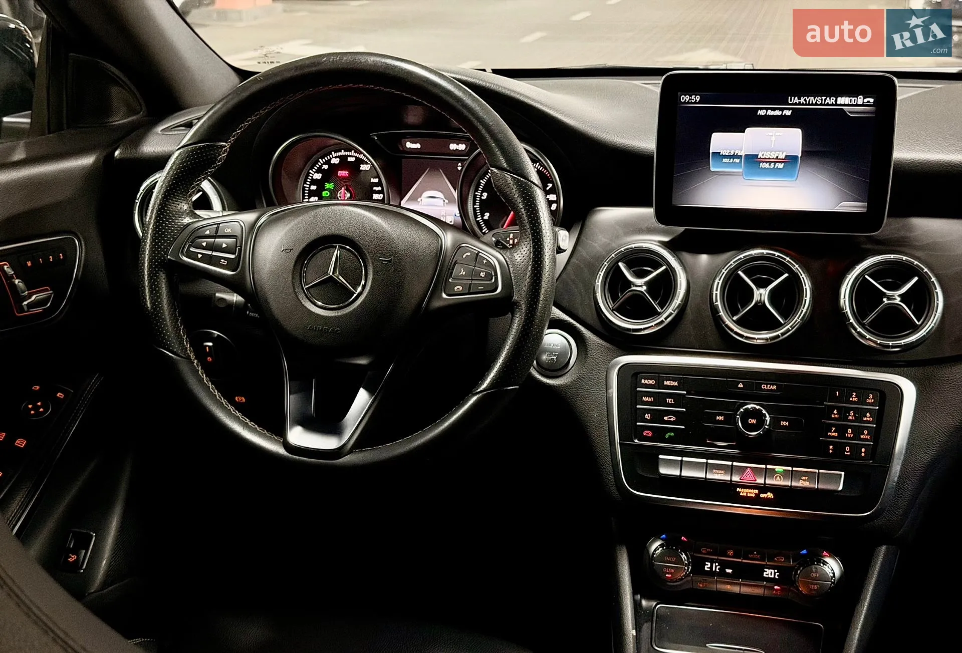 2017 Mercedes-Benz CLA-klasse - мініатюра 27