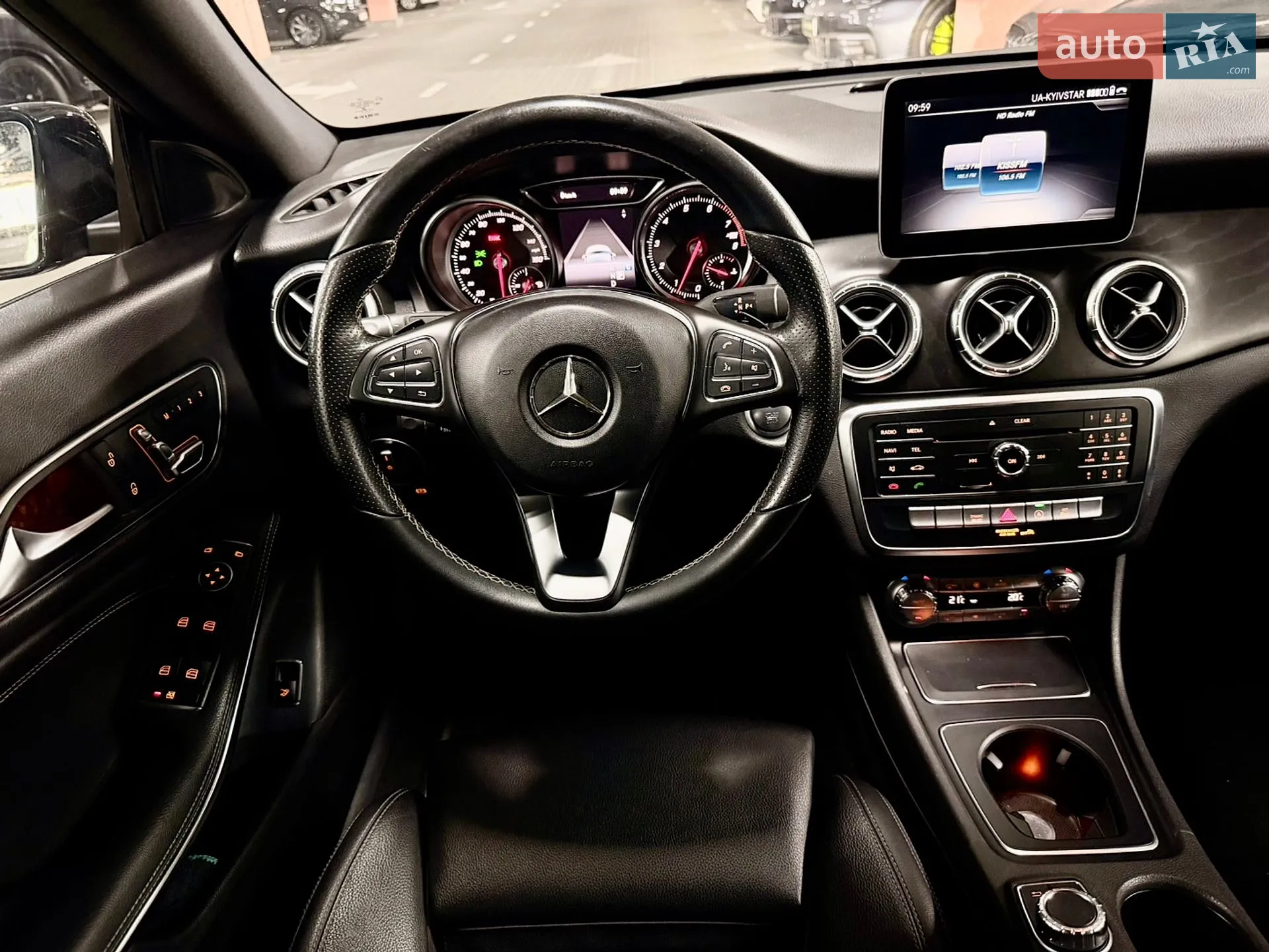 2017 Mercedes-Benz CLA-klasse - мініатюра 32