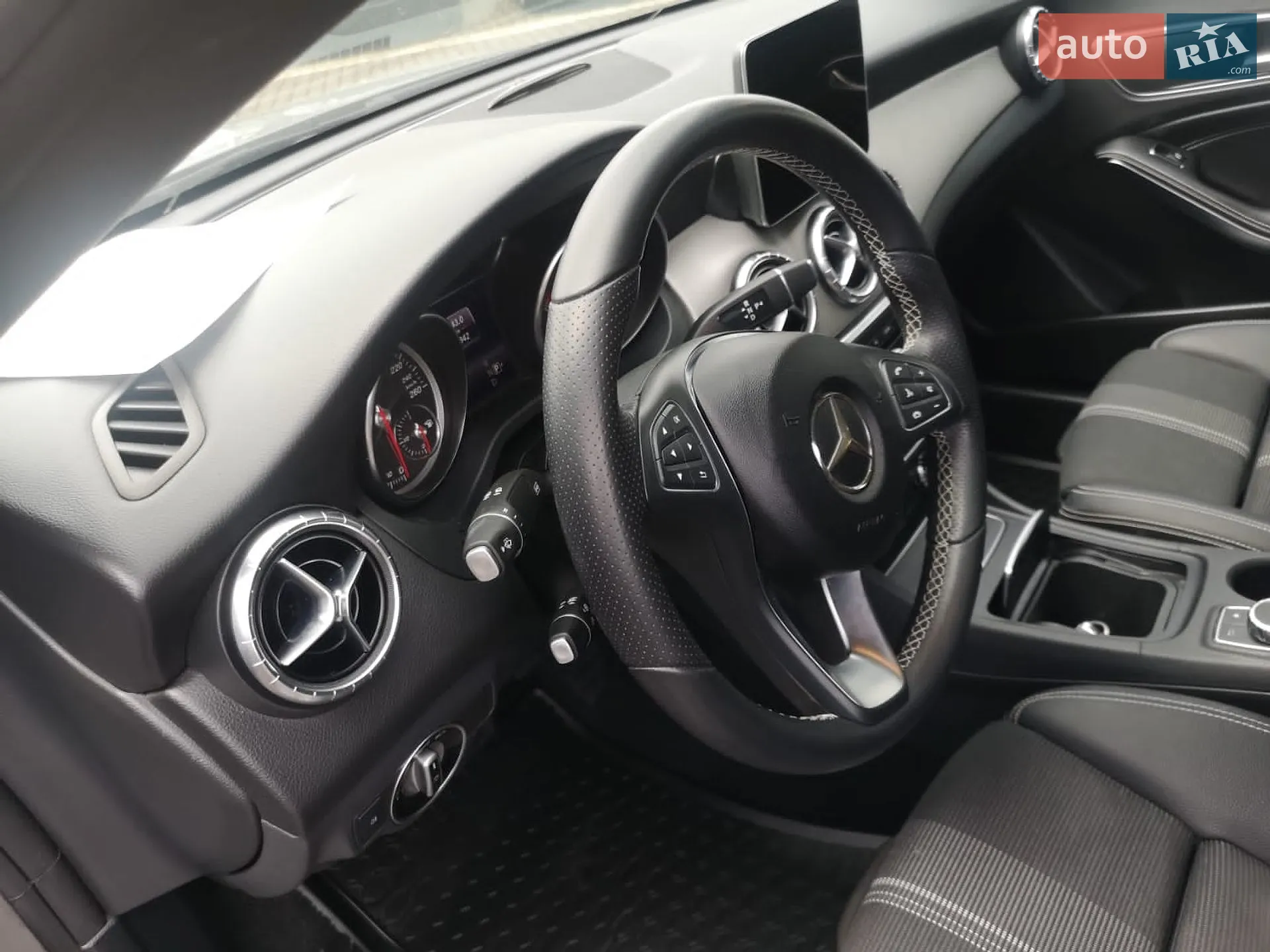 2018 Mercedes-Benz CLA-klasse - мініатюра 5