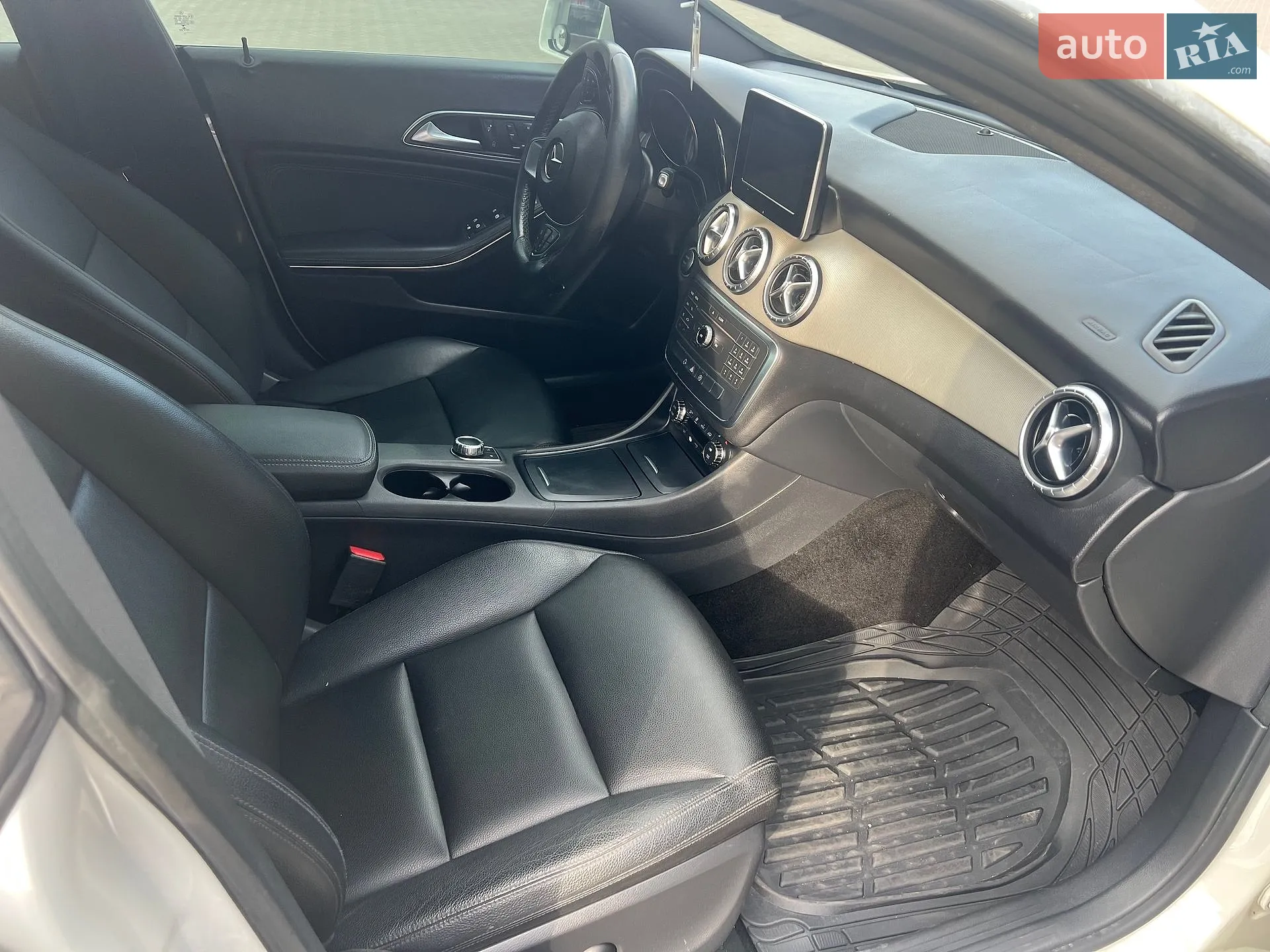 2015 Mercedes-Benz CLA-klasse - мініатюра 26