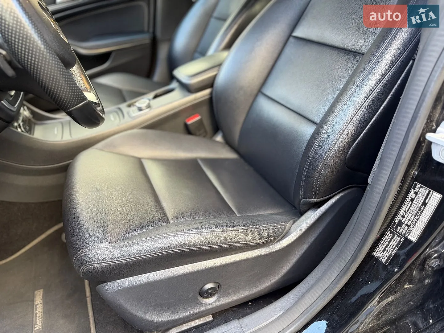 2015 Mercedes-Benz CLA-klasse - мініатюра 31